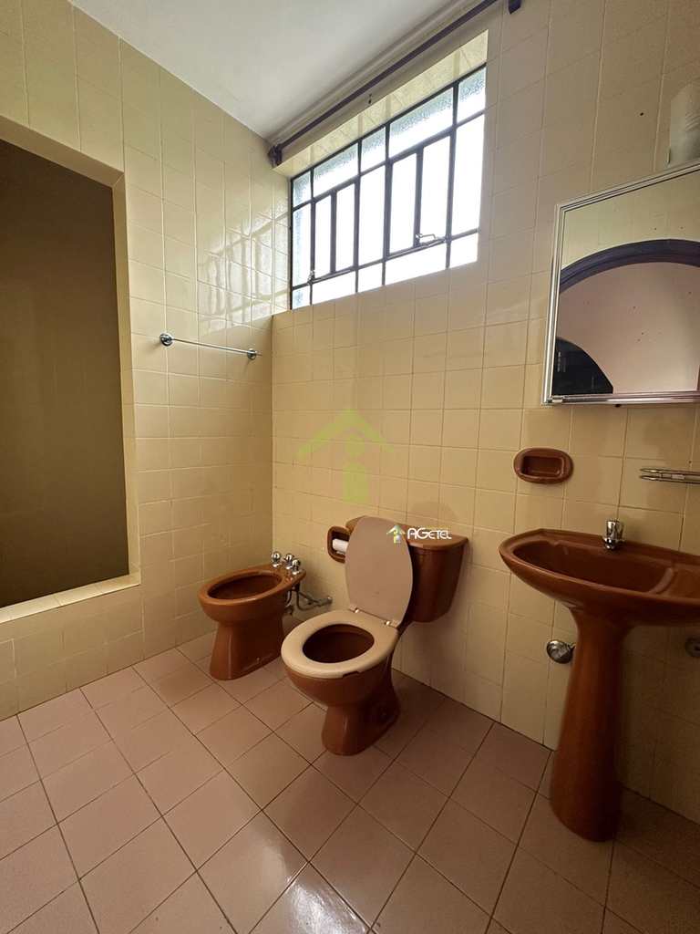 Chácara em Embu-Guaçu, no bairro Val Flor