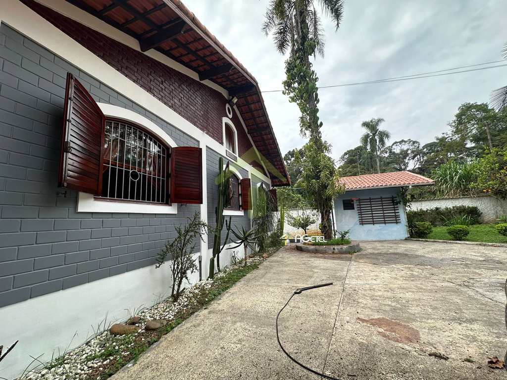 Chácara em Embu-Guaçu, no bairro Val Flor