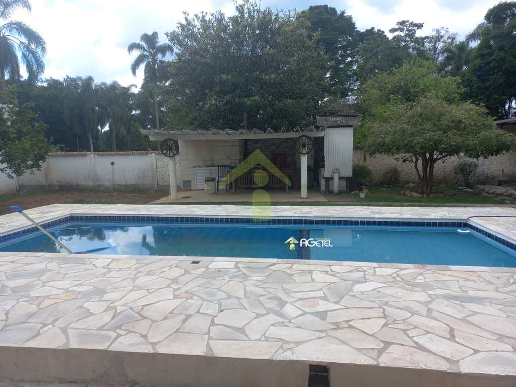 Chácara em Embu-Guaçu, no bairro Val Flor