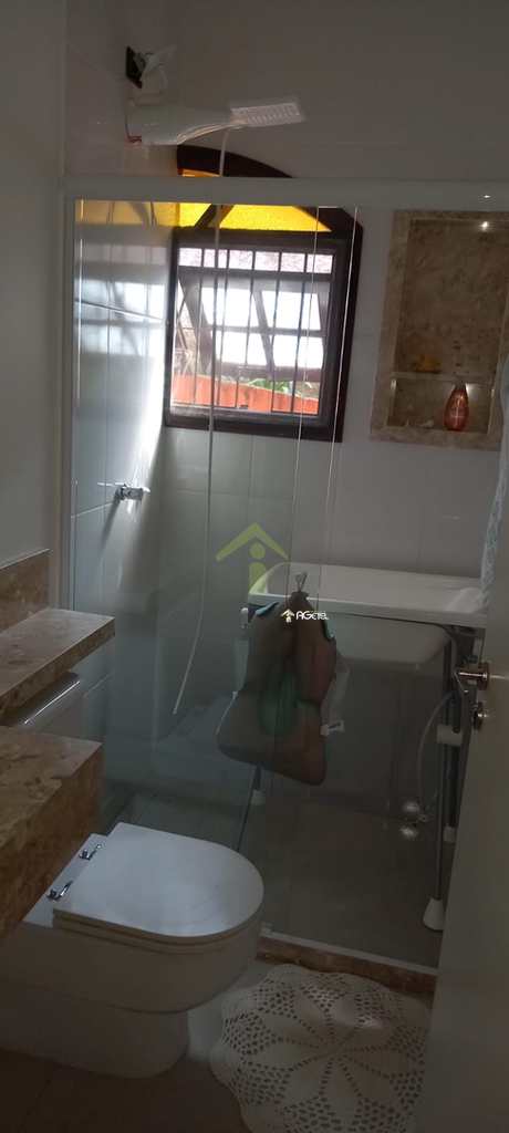 Chácara em Embu-Guaçu, no bairro Jardim Campo Alegre