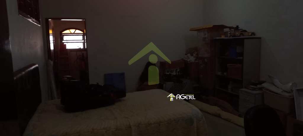 Chácara em Embu-Guaçu, no bairro Jardim Campo Alegre