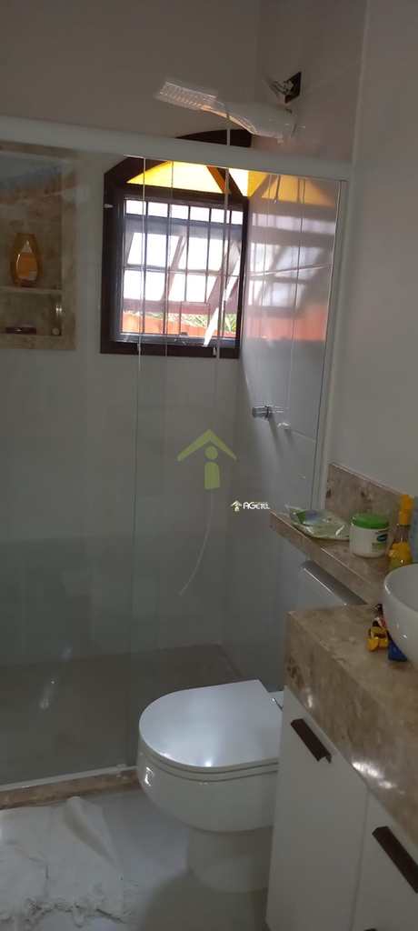 Chácara em Embu-Guaçu, no bairro Jardim Campo Alegre