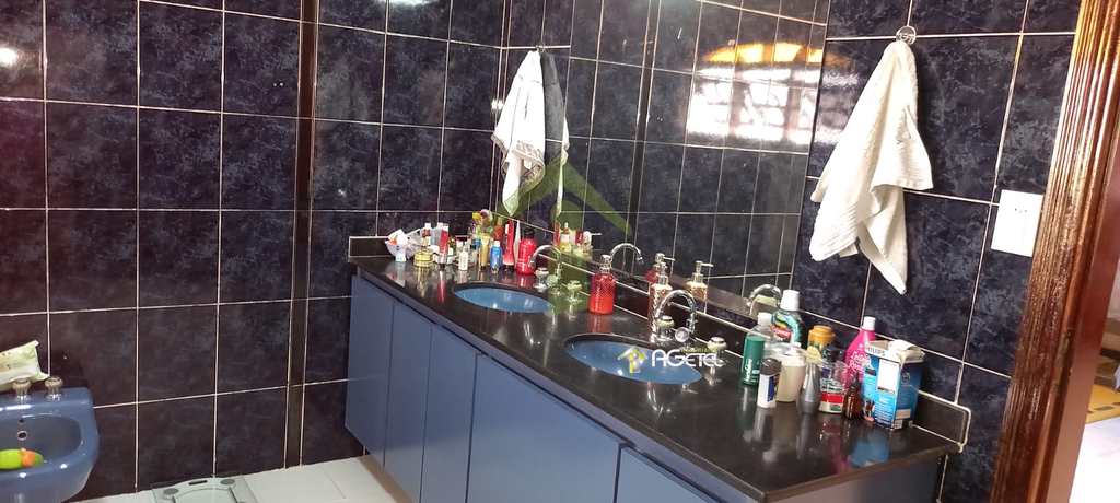 Chácara em Embu-Guaçu, no bairro Jardim Campo Alegre