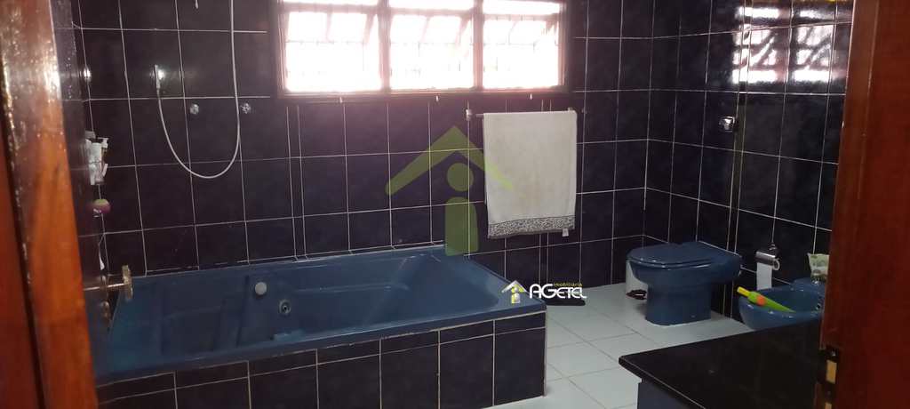 Chácara em Embu-Guaçu, no bairro Jardim Campo Alegre