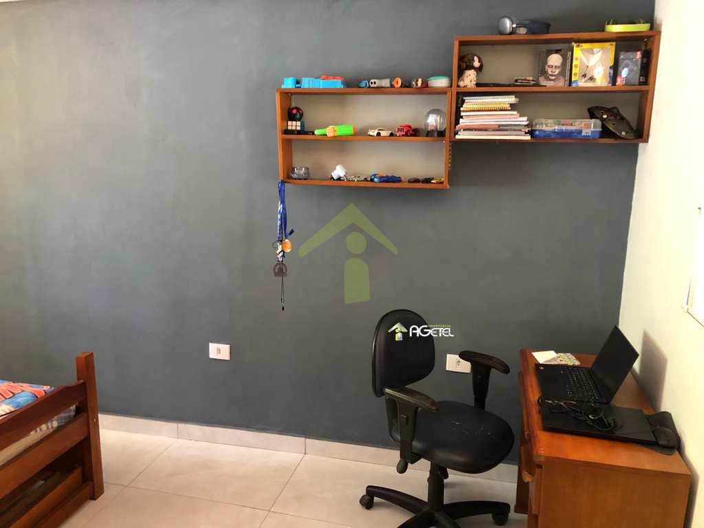 Casa de Condomínio em Embu-Guaçu, no bairro Morada Colibris