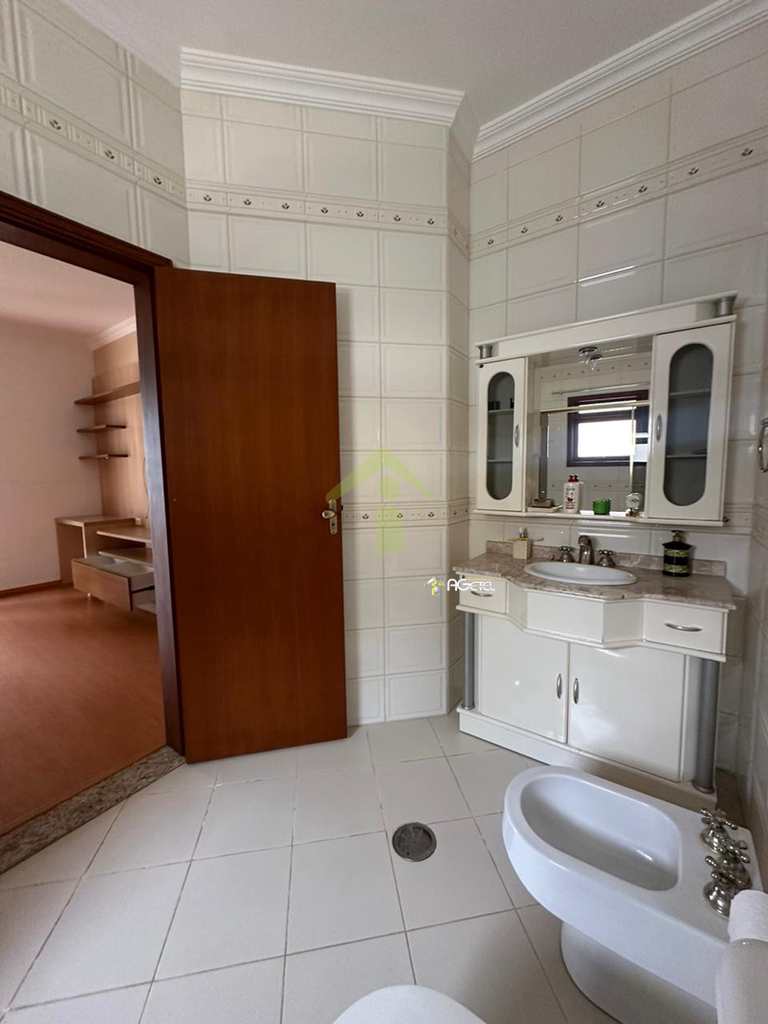 Sobrado de Condomínio em Embu-Guaçu, no bairro Fazenda da Ilha (Interlagos Sul)
