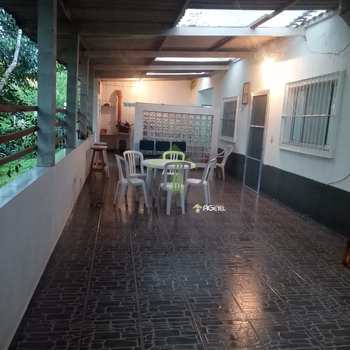 Sítio em Embu-Guaçu, bairro Jardim Tropical