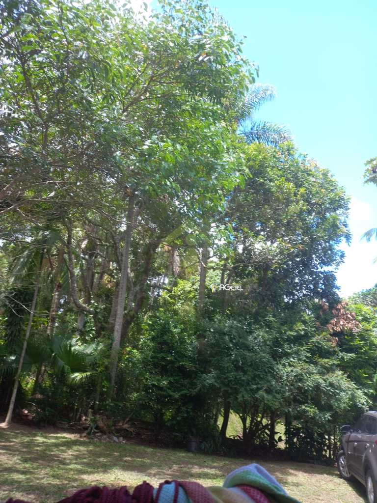 Sítio em Embu-Guaçu, no bairro Jardim Tropical
