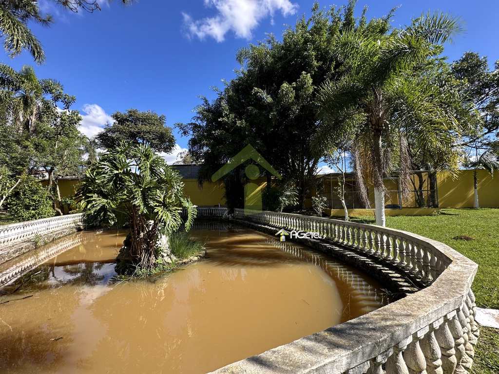 Chácara em Embu-Guaçu, no bairro Val Flor