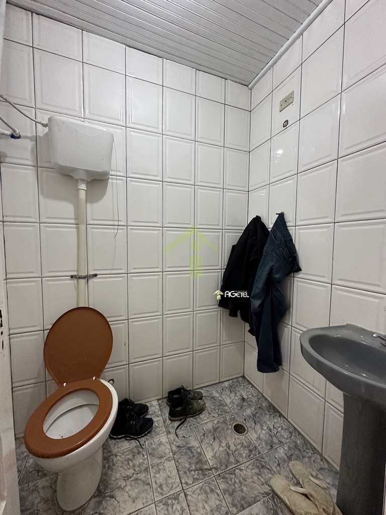 Chácara em Embu-Guaçu, no bairro Val Flor