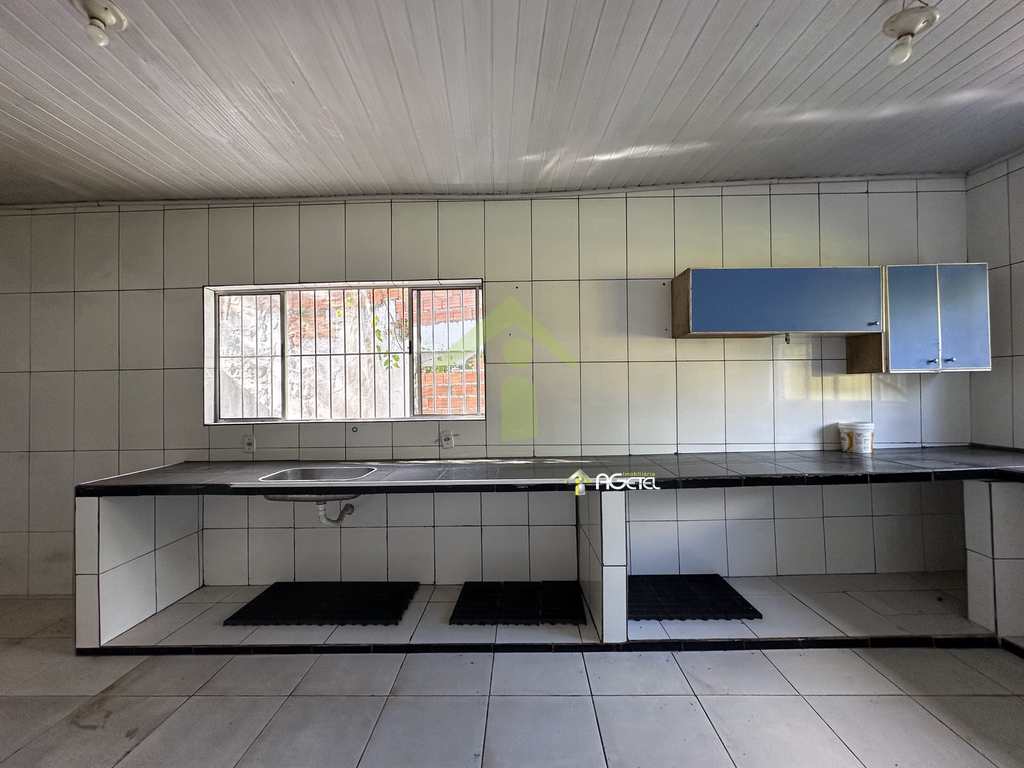 Chácara em Embu-Guaçu, no bairro Val Flor