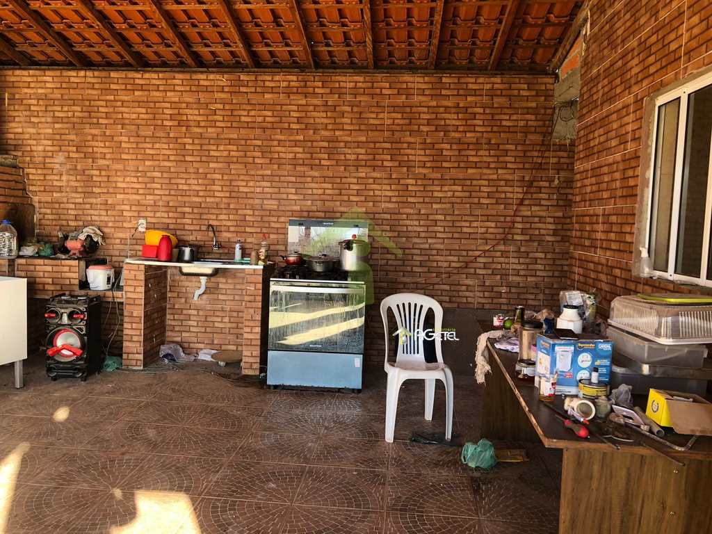 Chácara em Embu-Guaçu, no bairro Chácara Itararé