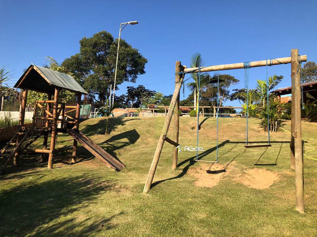 Chácara em Embu-Guaçu, no bairro Chácara Itararé