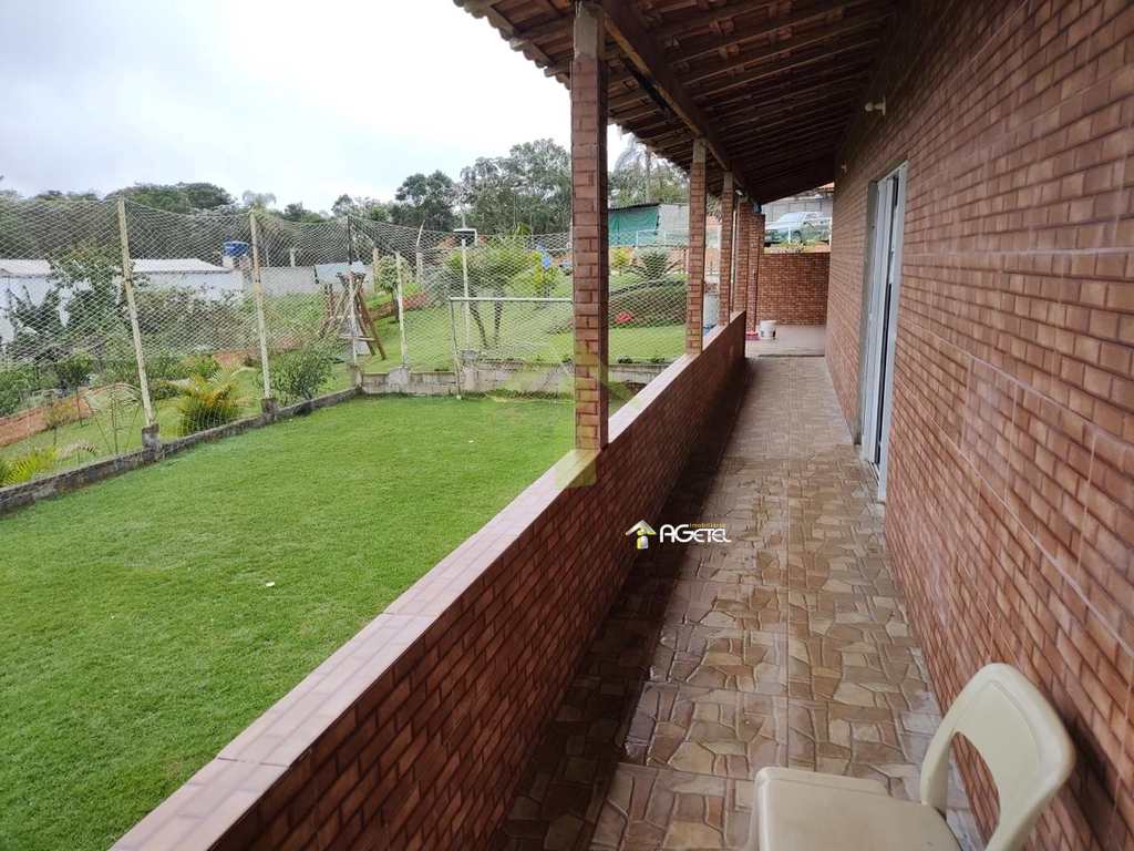 Chácara em Embu-Guaçu, no bairro Chácara Itararé