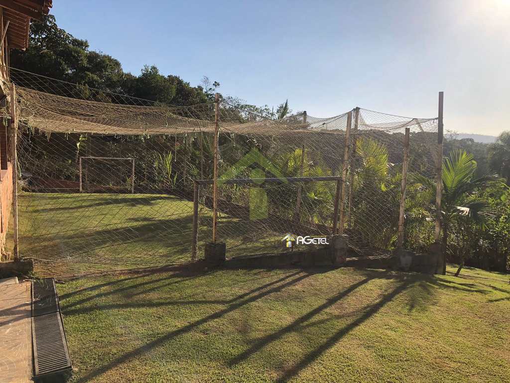 Chácara em Embu-Guaçu, no bairro Chácara Itararé
