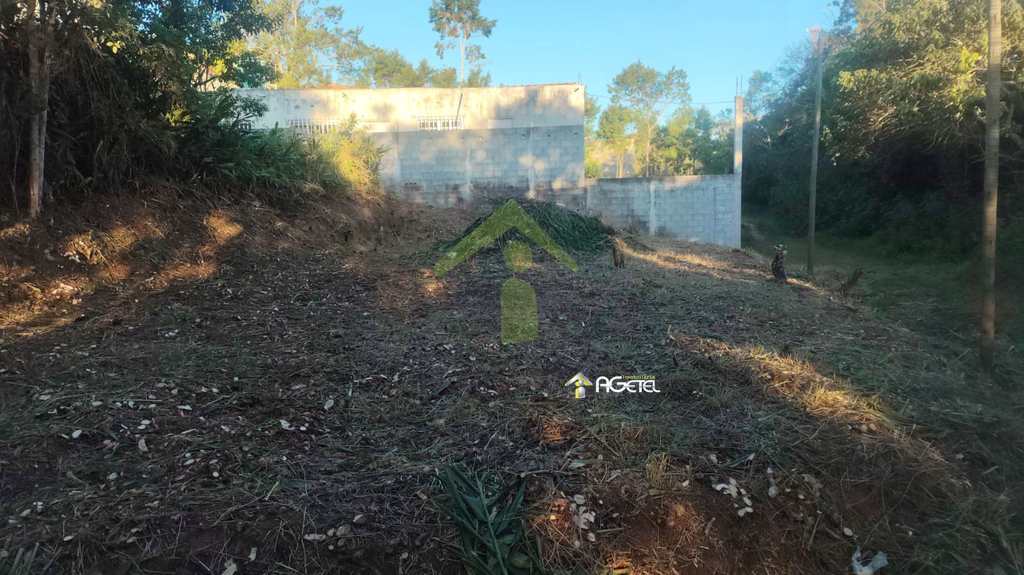 Terreno em Embu-Guaçu, no bairro Chácara Havai