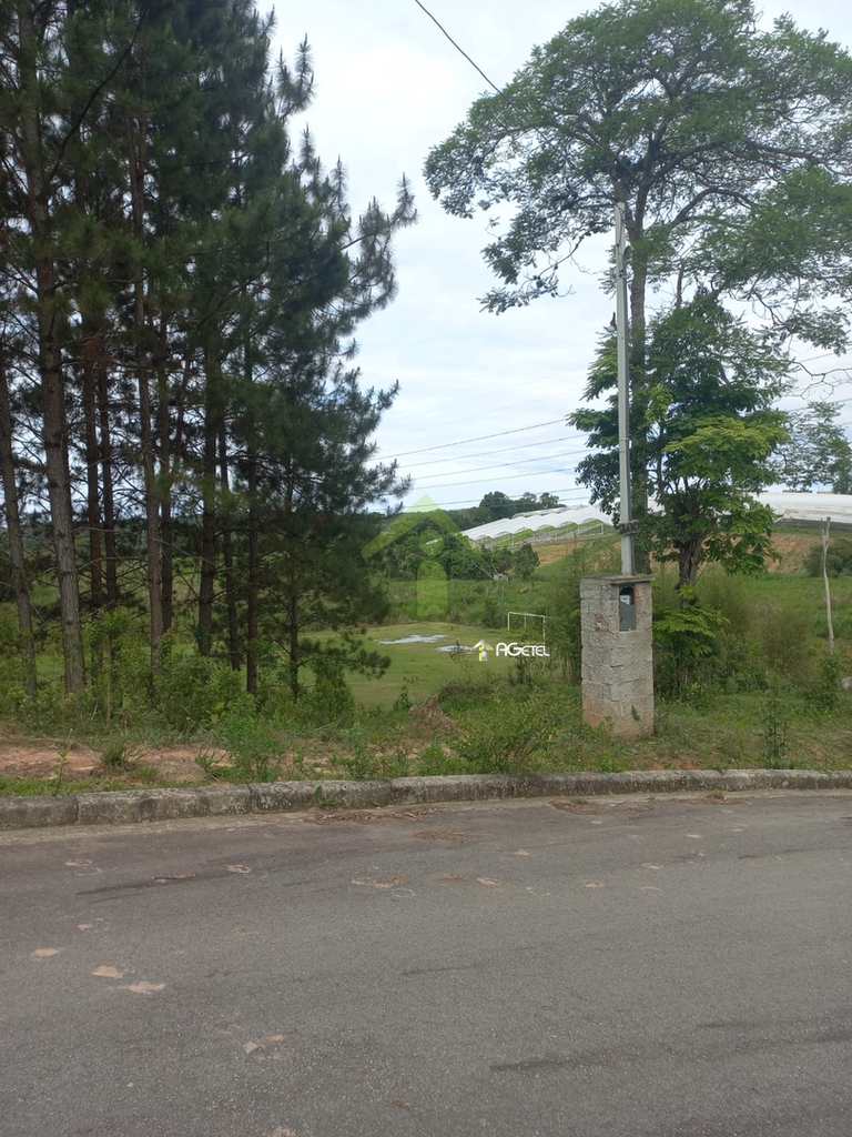 Terreno em Embu-Guaçu, no bairro Chácara Seabra
