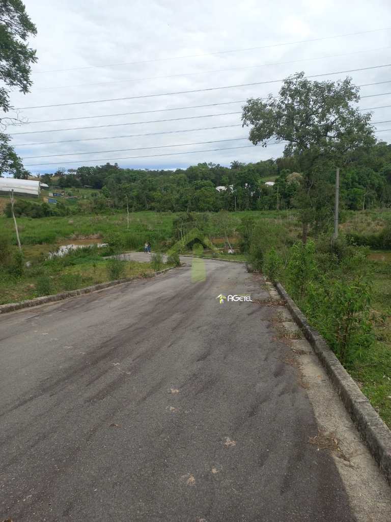 Terreno em Embu-Guaçu, no bairro Chácara Seabra