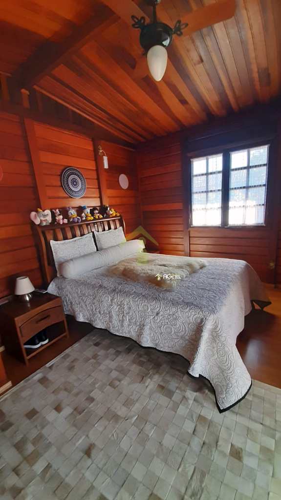 Casa de Condomínio em Embu-Guaçu, no bairro Fazenda da Ilha (Interlagos Sul)