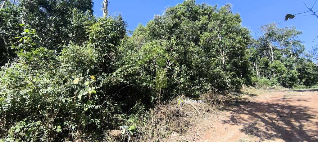 Terreno em Embu-Guaçu, no bairro Val Flor