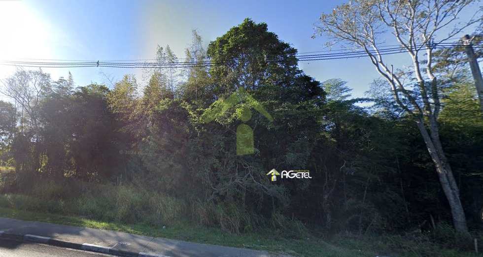 Terreno Comercial em Embu-Guaçu, no bairro Val Flor