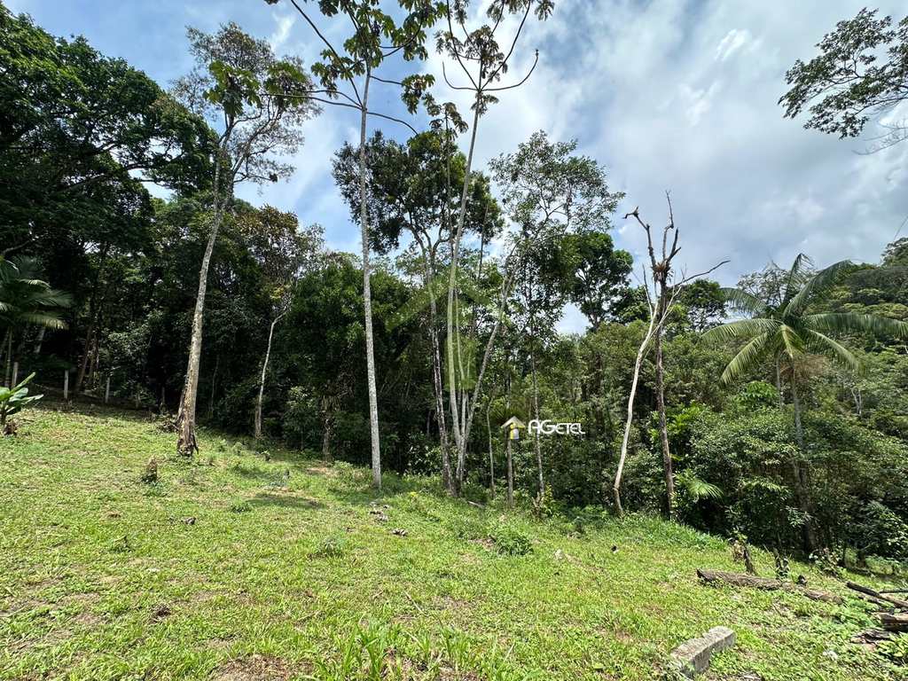Sítio em Embu-Guaçu, no bairro Belvedere