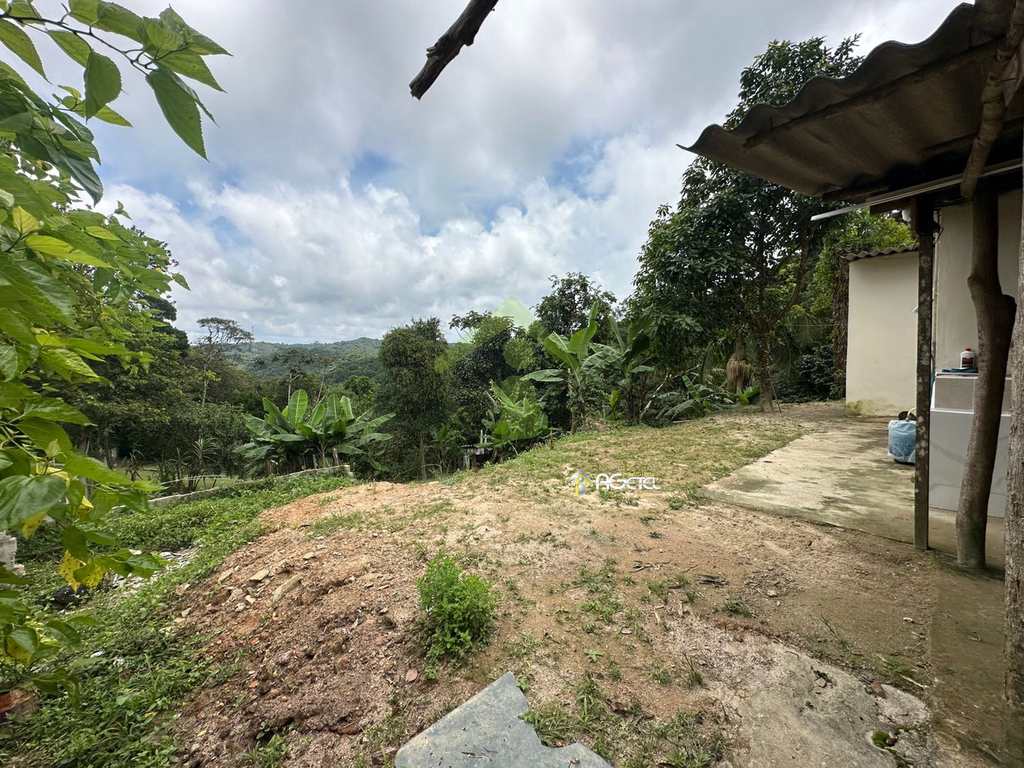 Sítio em Embu-Guaçu, no bairro Belvedere