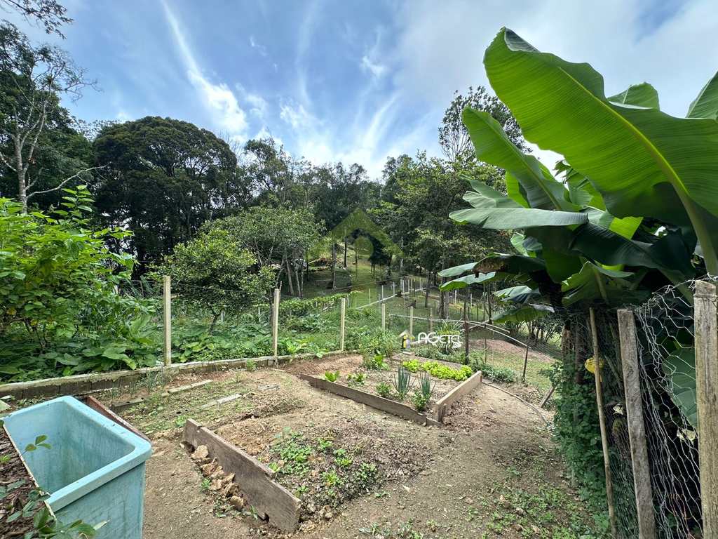 Sítio em Embu-Guaçu, no bairro Belvedere