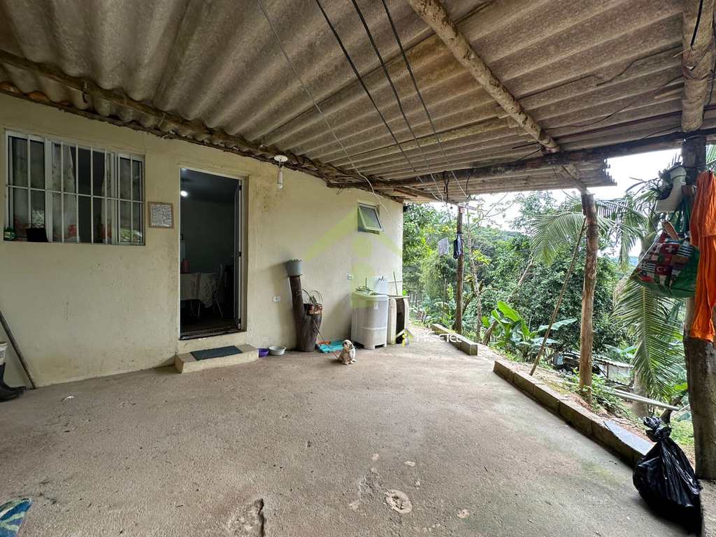 Sítio em Embu-Guaçu, no bairro Belvedere