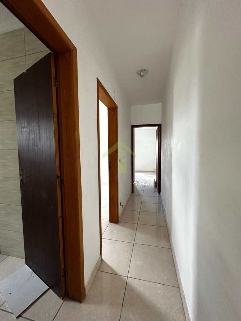 Casa em Embu-Guaçu, no bairro Jardim Emília
