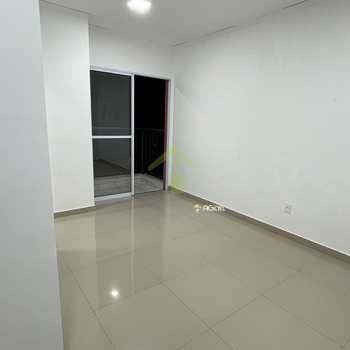 Apartamento em Embu-Guaçu, bairro Centro