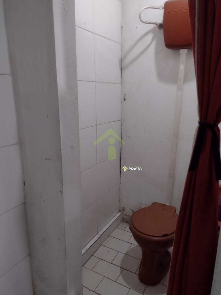 Sobrado em Embu-Guaçu, no bairro Filipinho