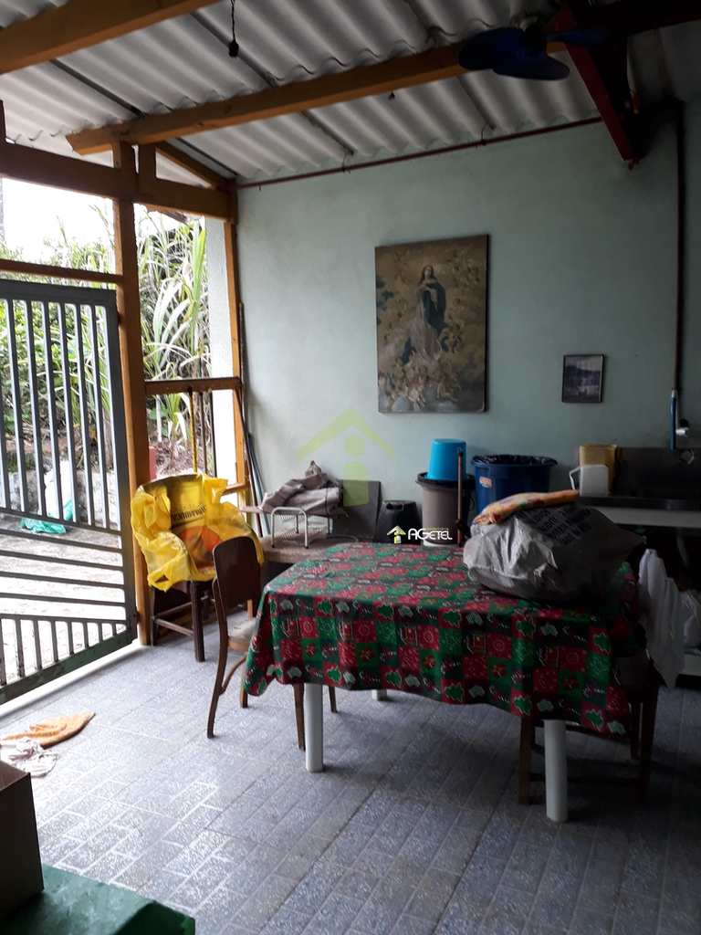 Chácara em Embu-Guaçu, no bairro Santa Isabel