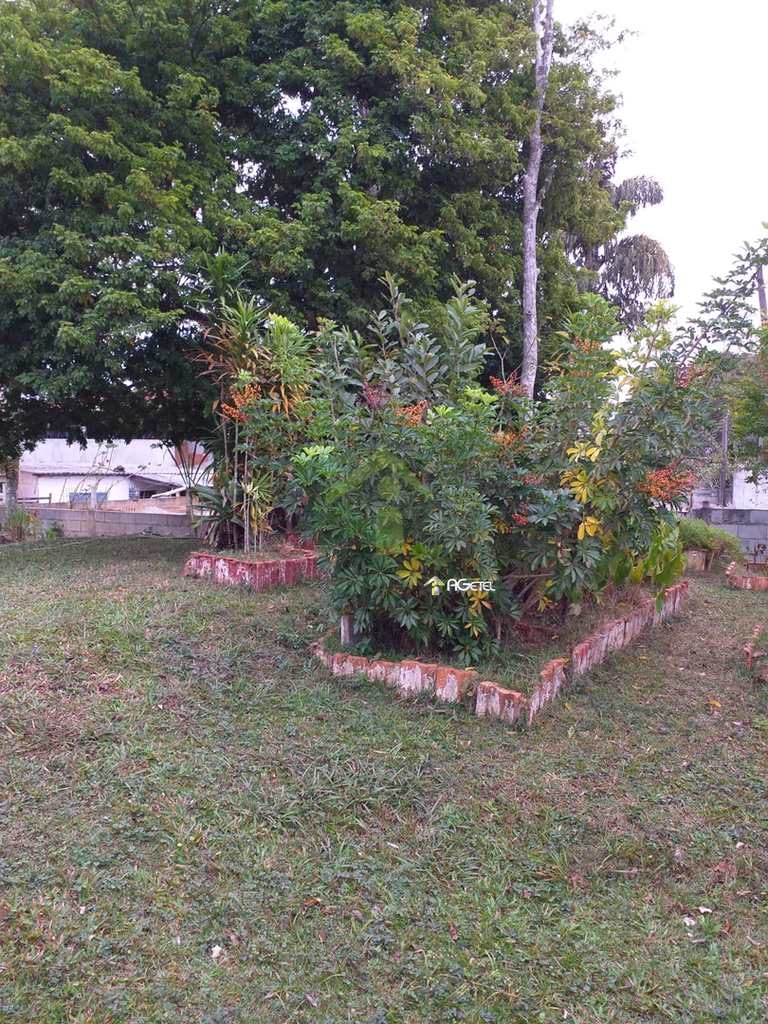 Chácara em Embu-Guaçu, no bairro Santa Isabel