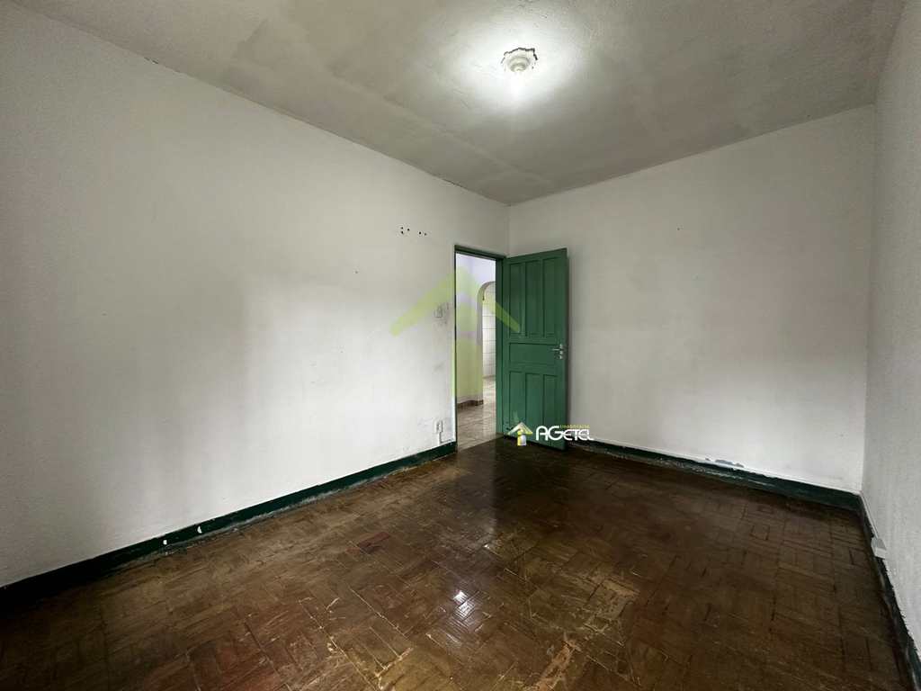 Casa em Embu-Guaçu, no bairro Jardim Emília