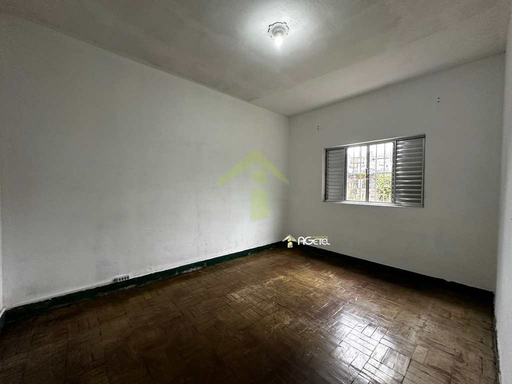 Casa em Embu-Guaçu, no bairro Jardim Emília