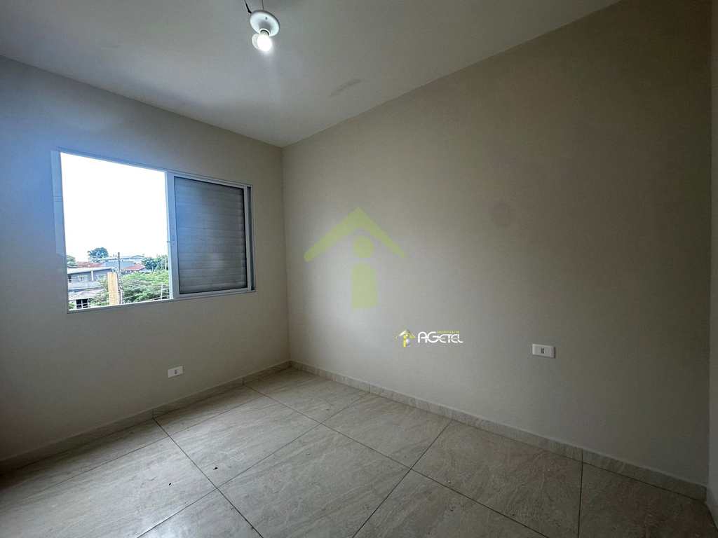 Apartamento em Embu-Guaçu, no bairro Centro