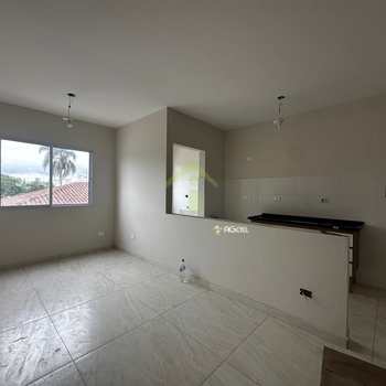 Apartamento em Embu-Guaçu, bairro Centro
