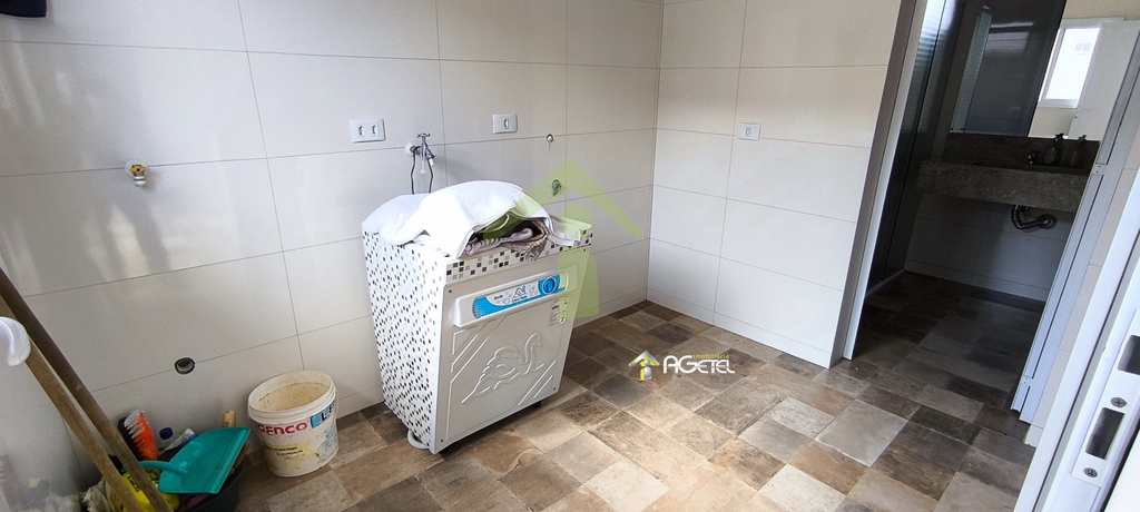 Casa de Condomínio em Embu-Guaçu, no bairro Fazenda da Ilha (Interlagos Sul)