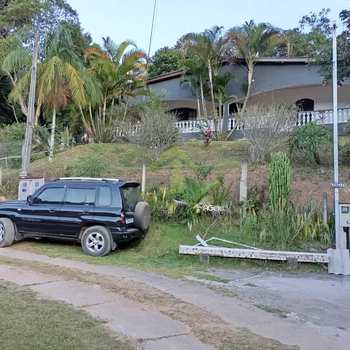 Chácara em Embu-Guaçu, bairro Sapateiro