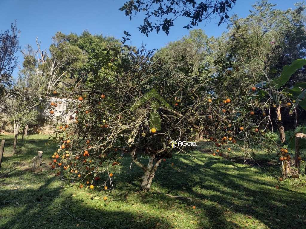 Terreno em Embu-Guaçu, no bairro 3 Pirâmides