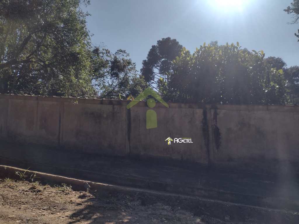 Terreno em Embu-Guaçu, no bairro 3 Pirâmides