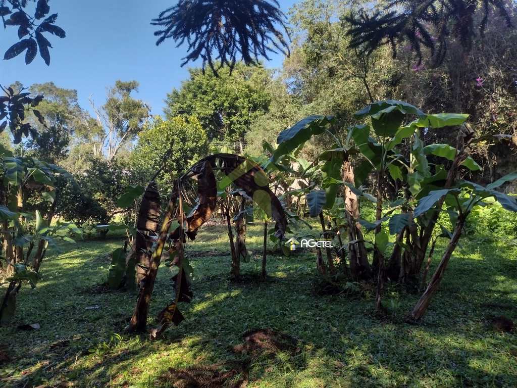 Terreno em Embu-Guaçu, no bairro 3 Pirâmides