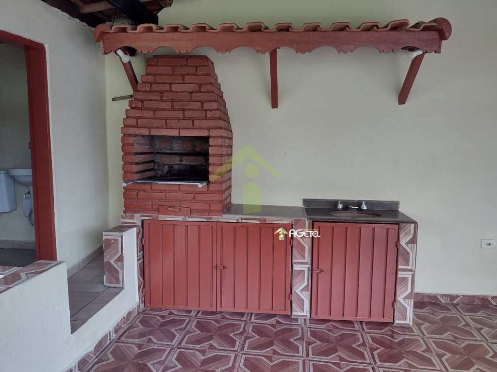 Chácara em Embu-Guaçu, no bairro Samambaia