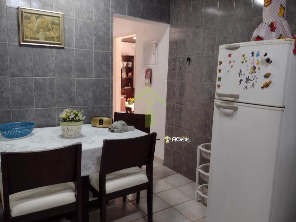 Chácara em Embu-Guaçu, no bairro Samambaia