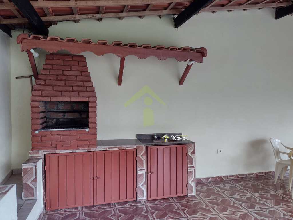 Chácara em Embu-Guaçu, no bairro Samambaia