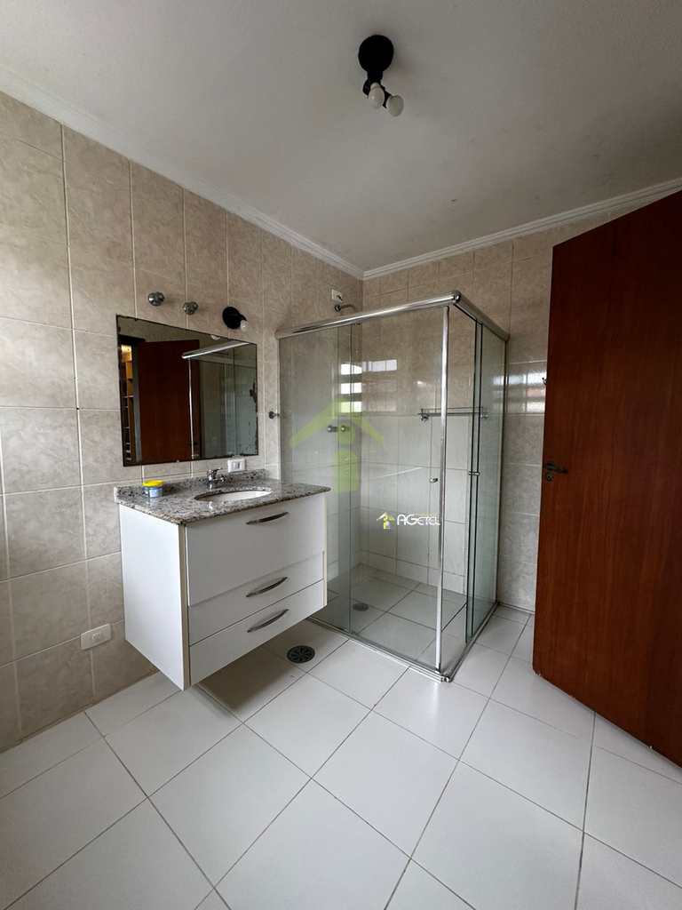 Sobrado de Condomínio em Itapecerica da Serra, no bairro Parque Delfim Verde