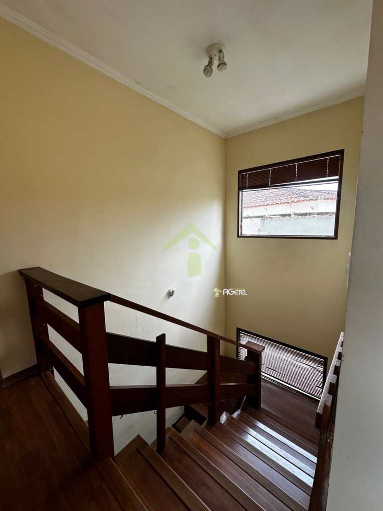 Sobrado de Condomínio em Itapecerica da Serra, no bairro Parque Delfim Verde