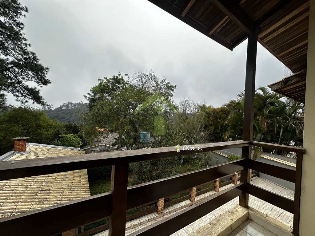 Sobrado de Condomínio em Itapecerica da Serra, no bairro Parque Delfim Verde