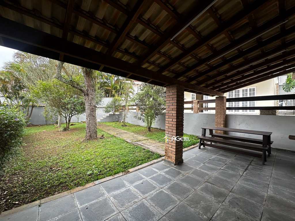 Sobrado de Condomínio em Itapecerica da Serra, no bairro Parque Delfim Verde